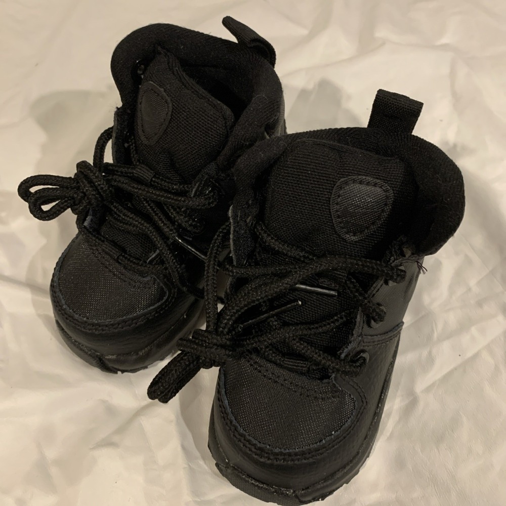 Nike Manoa Boots Toddler Size‎ 4c